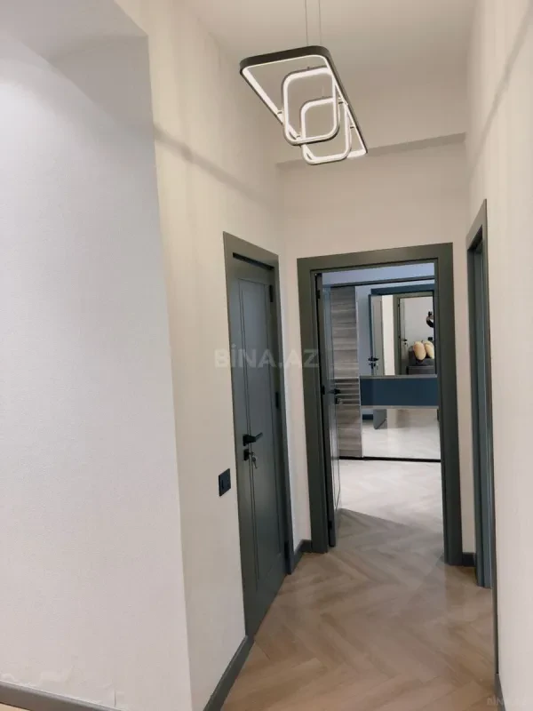 Kirayə verilir 3 otaqlı mənzil 95 m²