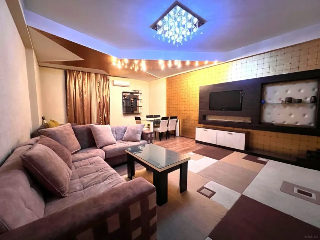 Kirayə verilir 3 otaqlı mənzil 110 m²