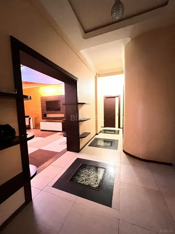 Kirayə verilir 3 otaqlı mənzil 110 m²