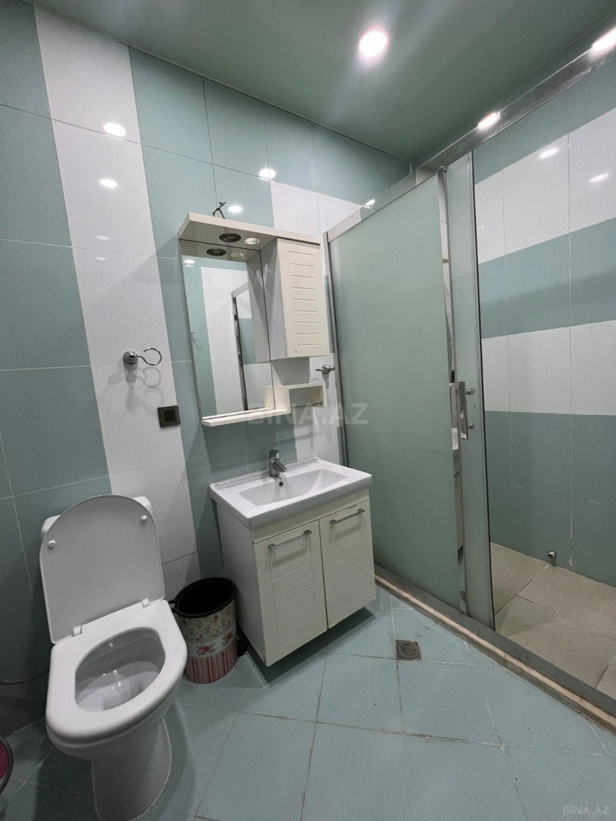 Kirayə verilir 3 otaqlı mənzil 110 m²