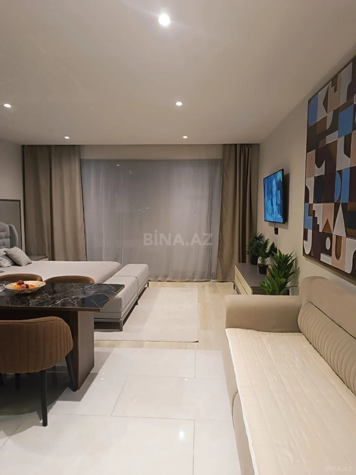 Kirayə verilir 1 otaqlı mənzil 58 m²
