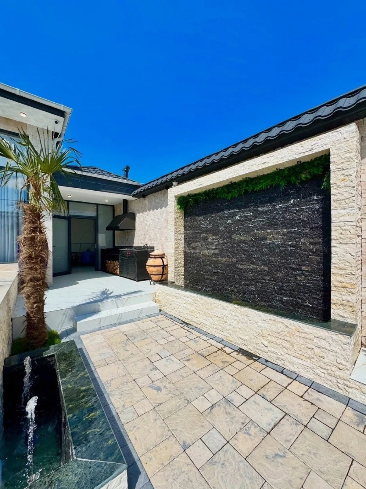 Kirayə verilir 5 otaqlı həyət evi 400 m²