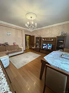 Satılır 2 otaqlı mənzil 70 m²