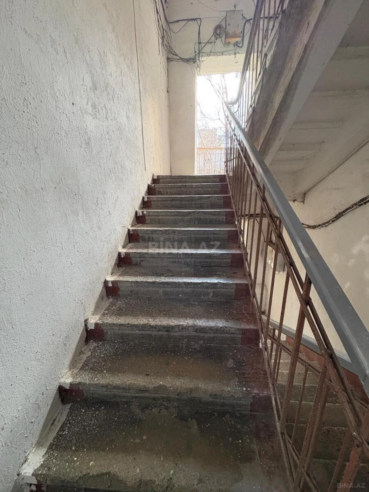Satılır 2 otaqlı mənzil 70 m²