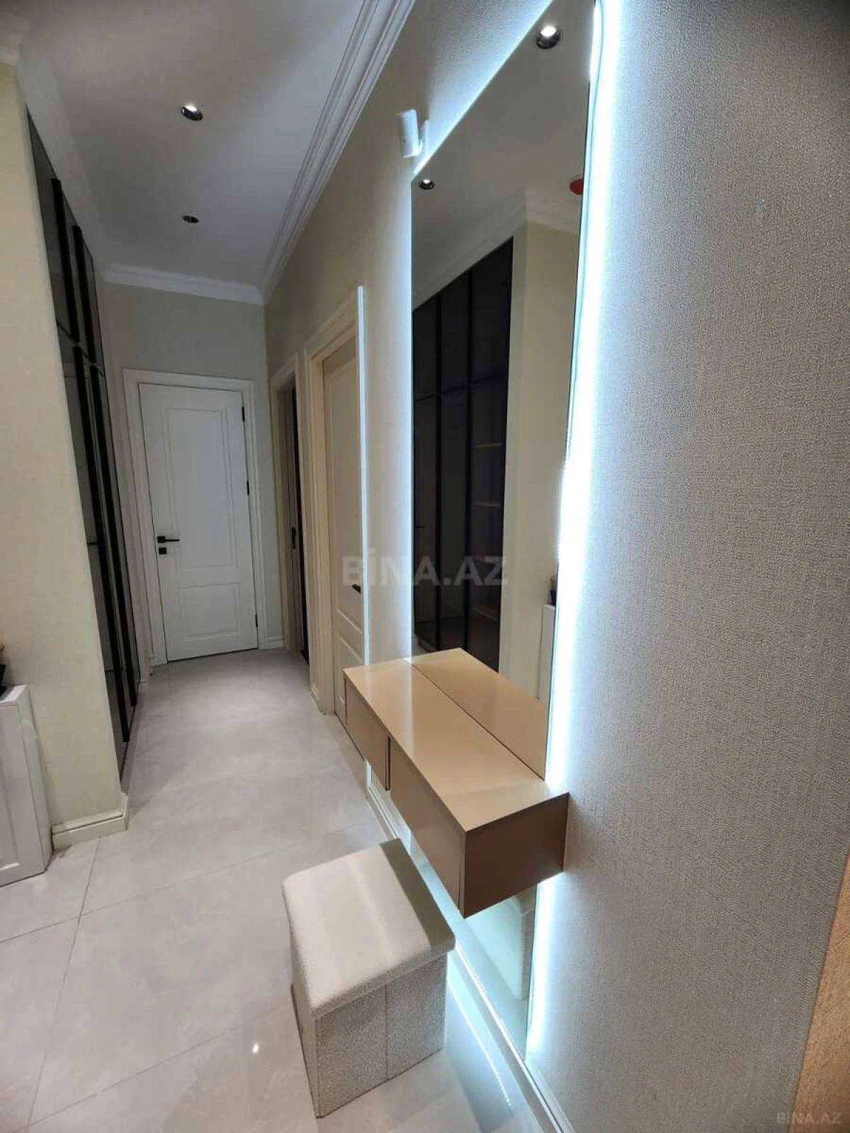 Kirayə verilir 3 otaqlı mənzil 77 m²