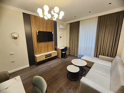 Kirayə verilir 3 otaqlı mənzil 77 m² — Bakı 3 otaq 77.00 m²