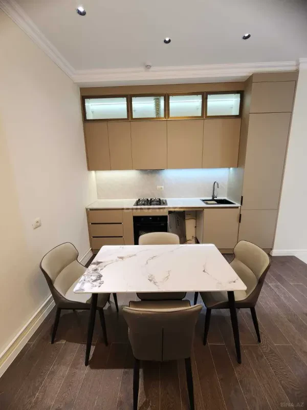 Kirayə verilir 3 otaqlı mənzil 77 m²