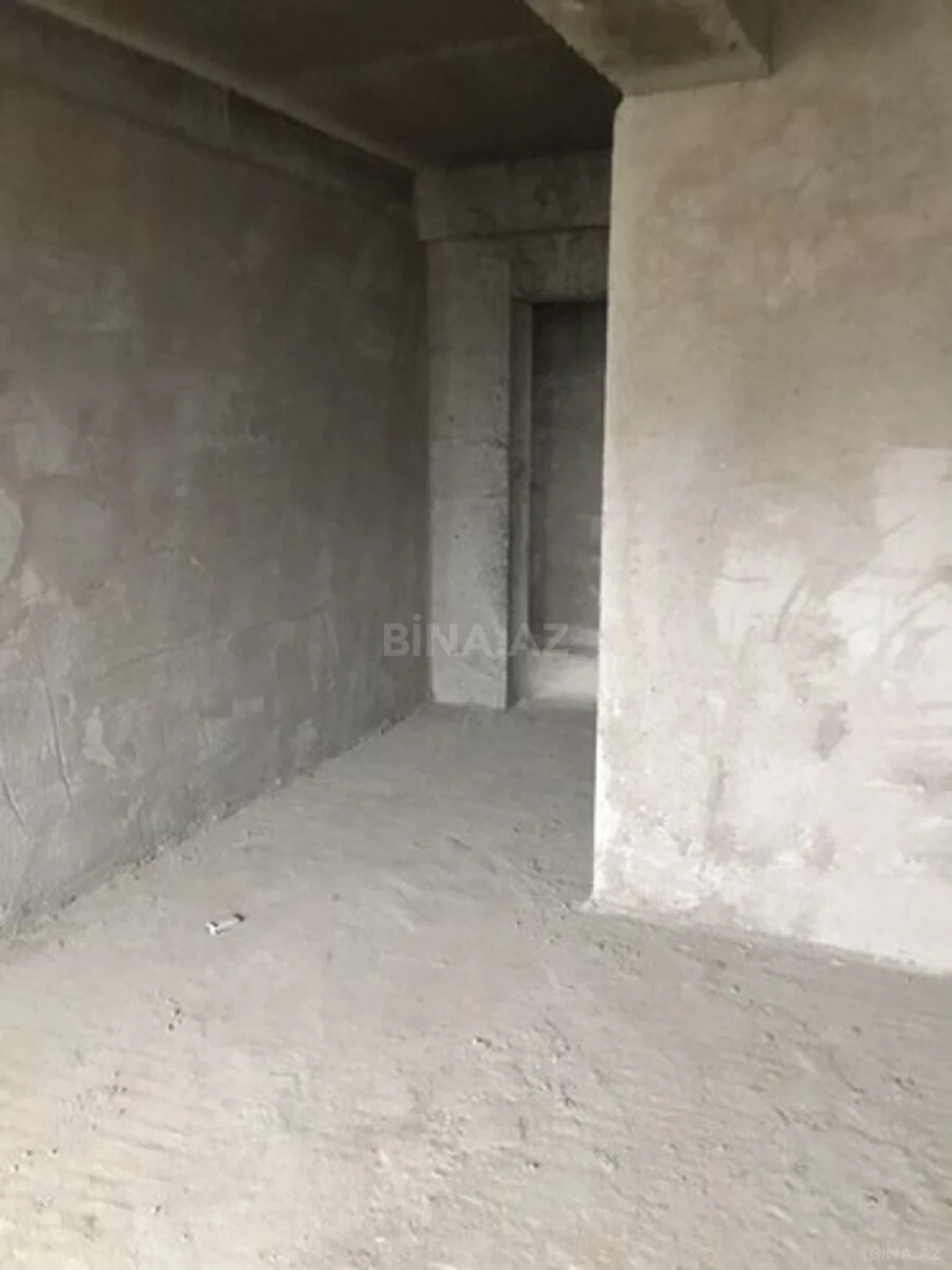 Satılır 3 otaqlı mənzil 149 m²