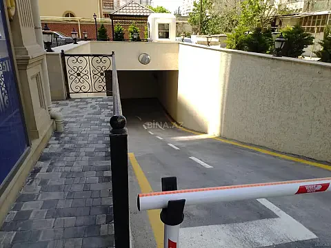 Satılır 3 otaqlı mənzil 149 m²