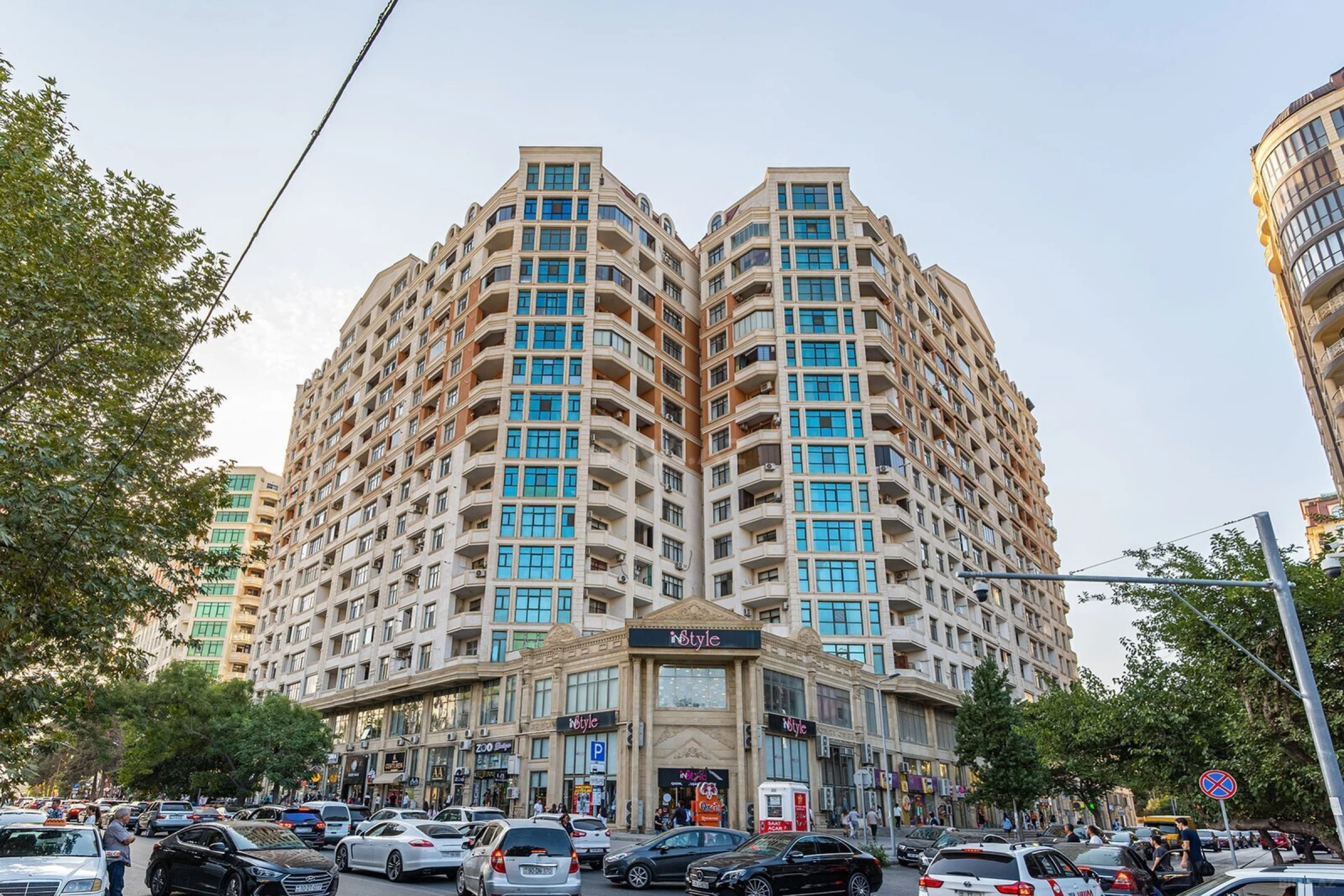 Kirayə verilir 4 otaqlı mənzil 115 m²