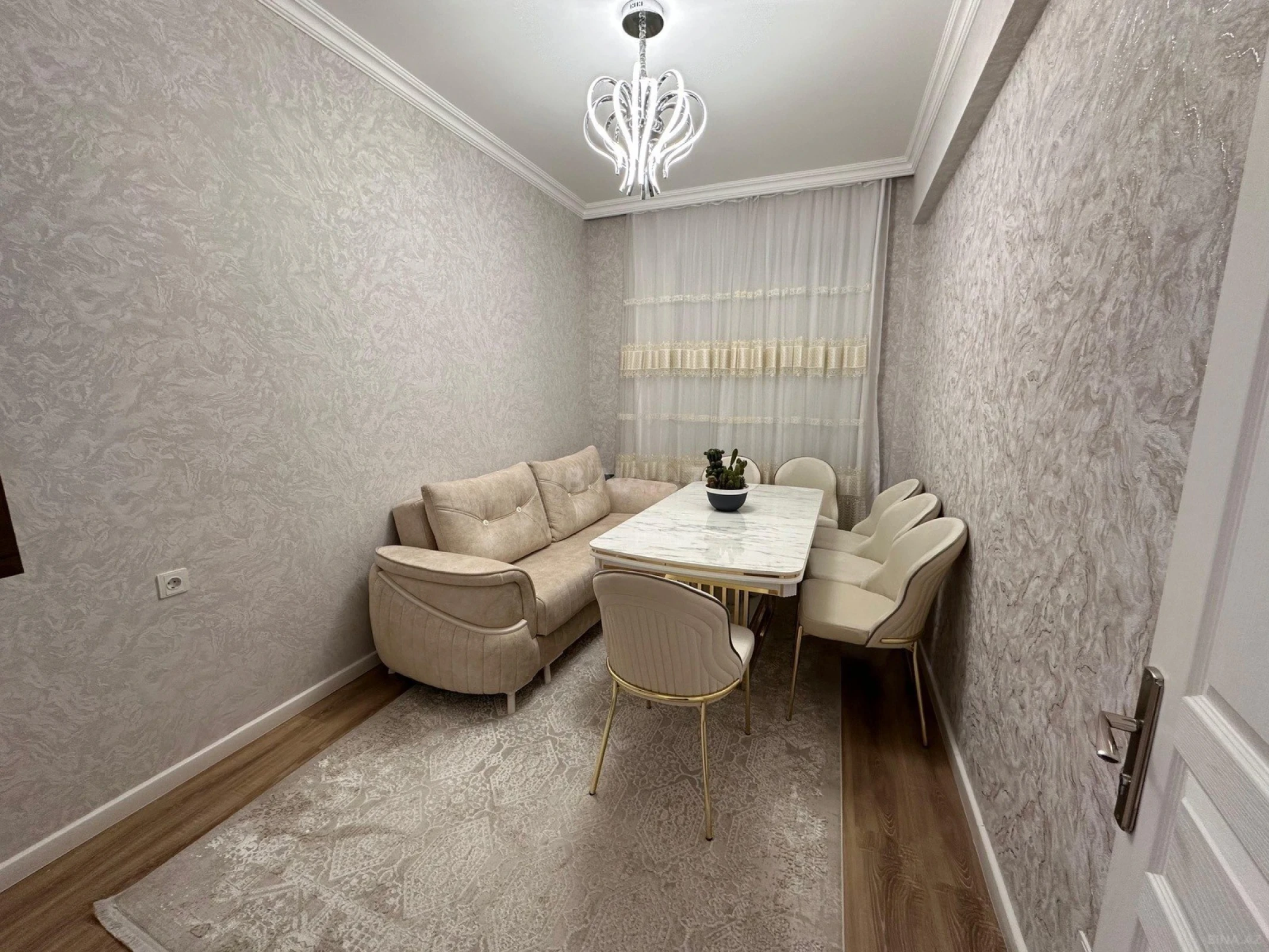 Satılır 3 otaqlı mənzil 60 m²
