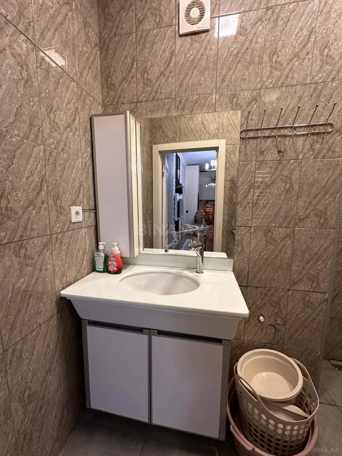 Satılır 3 otaqlı mənzil 60 m²