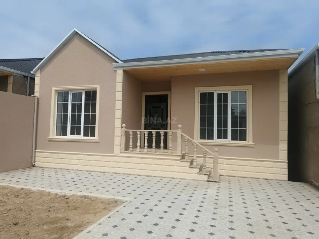 Satılır 3 otaqlı həyət evi 100 m²