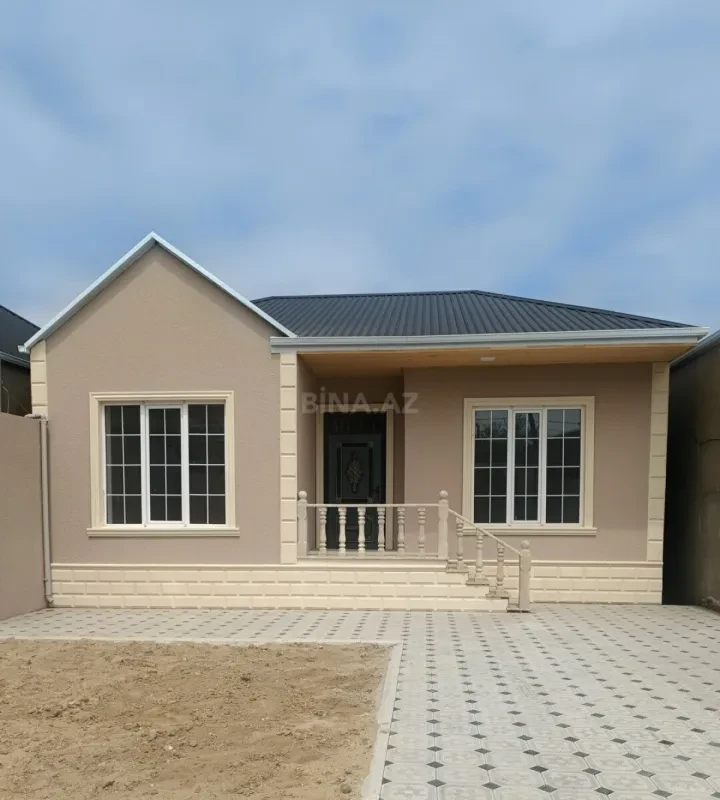Satılır 3 otaqlı həyət evi 100 m²