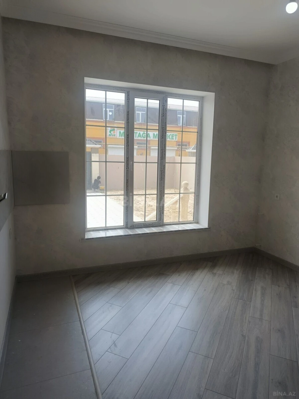 Satılır 3 otaqlı həyət evi 100 m²