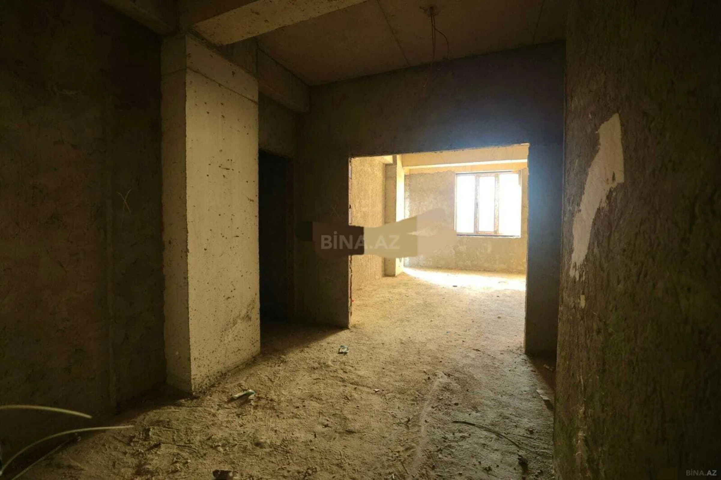 Satılır 3 otaqlı mənzil 108 m²