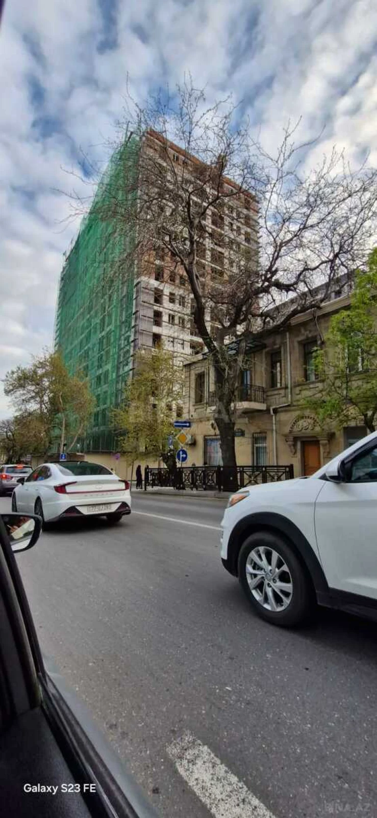 Satılır 3 otaqlı mənzil 108 m²