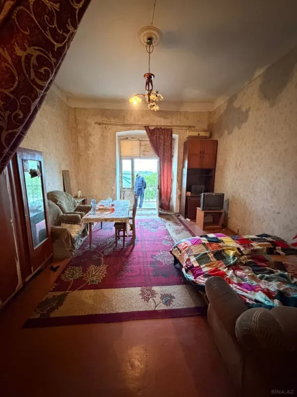 Satılır 2 otaqlı mənzil 48 m²