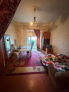 Satılır 2 otaqlı mənzil 48 m²