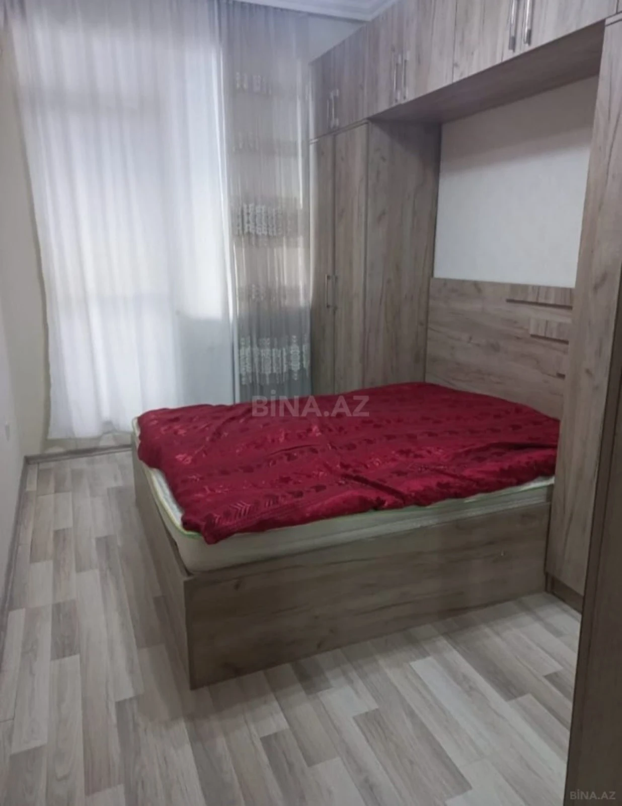 Kirayə verilir 2 otaqlı mənzil 65 m²