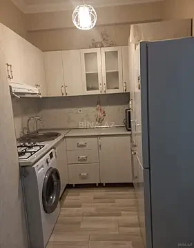Kirayə verilir 2 otaqlı mənzil 65 m²