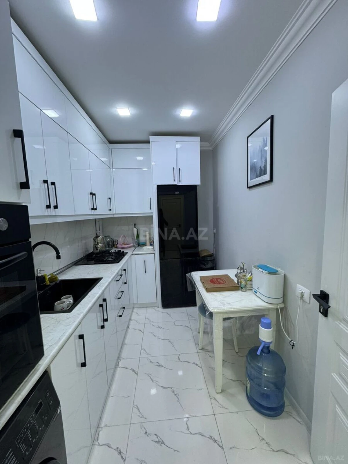 Satılır 2 otaqlı mənzil 70 m²