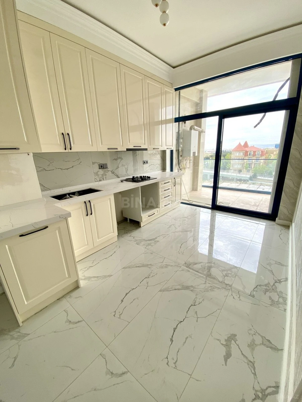 Satılır 2 otaqlı mənzil 66.9 m²