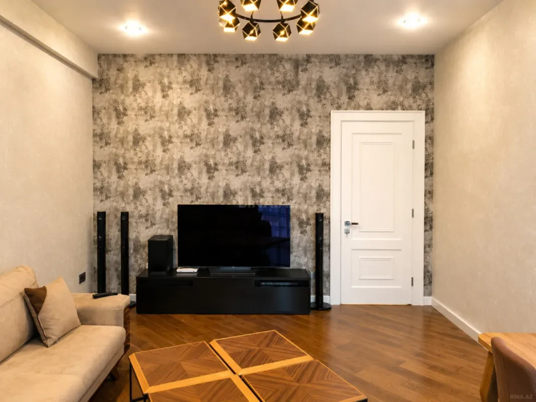 Satılır 3 otaqlı mənzil 115 m²