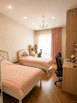 Satılır 3 otaqlı mənzil 115 m²