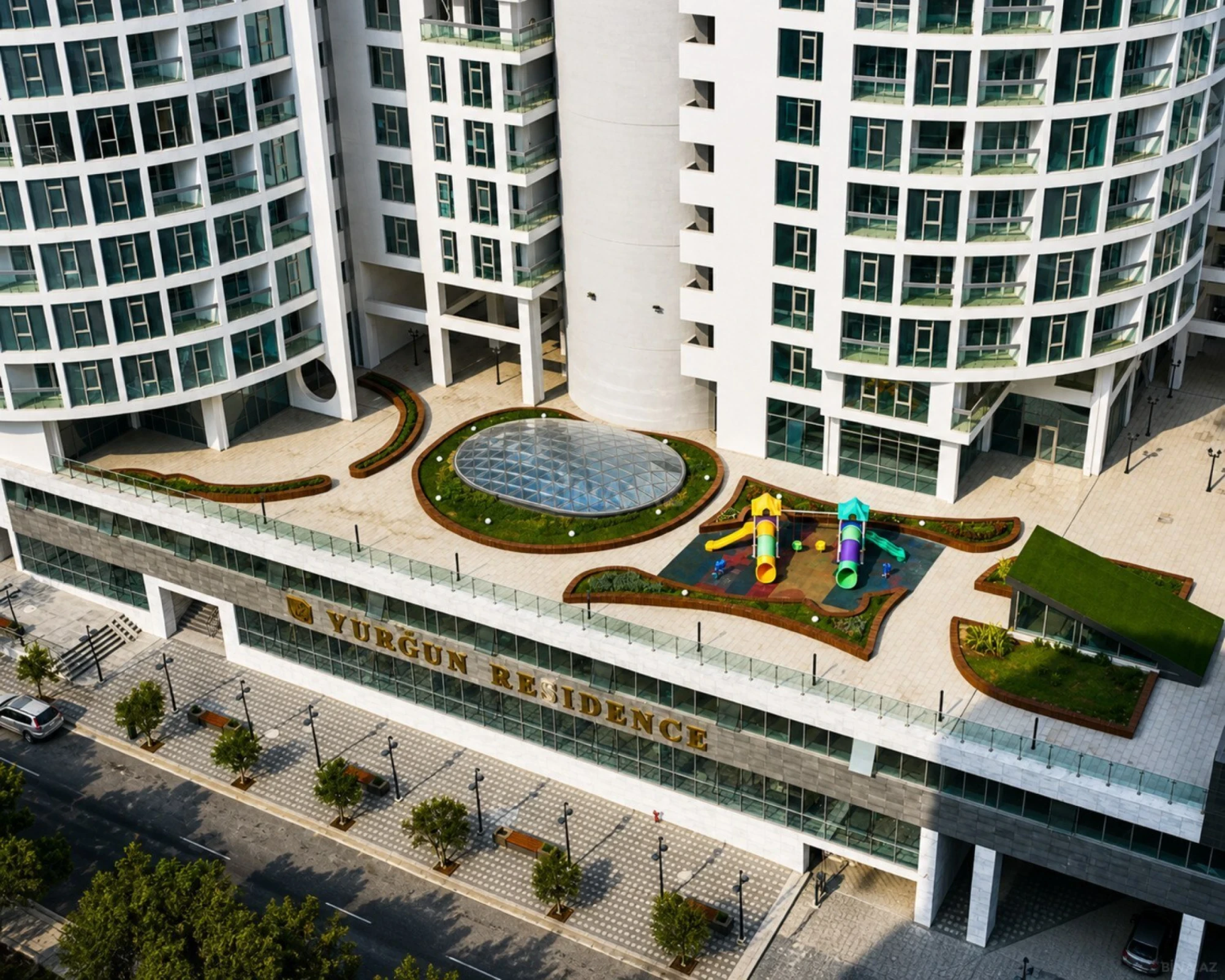 Satılır 3 otaqlı mənzil 115 m²