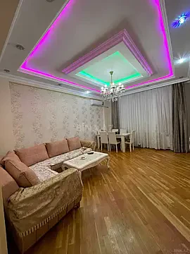 Kirayə verilir 2 otaqlı mənzil 65 m² — Bakı, Xətai 2 otaq 65.00 m²