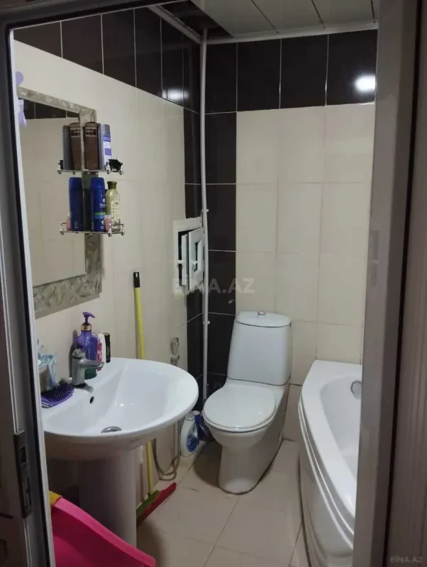 Satılır 3 otaqlı mənzil 64 m²