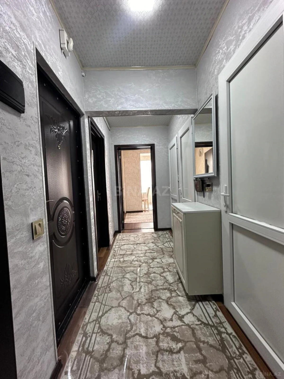 Kirayə verilir 2 otaqlı mənzil 50 m²