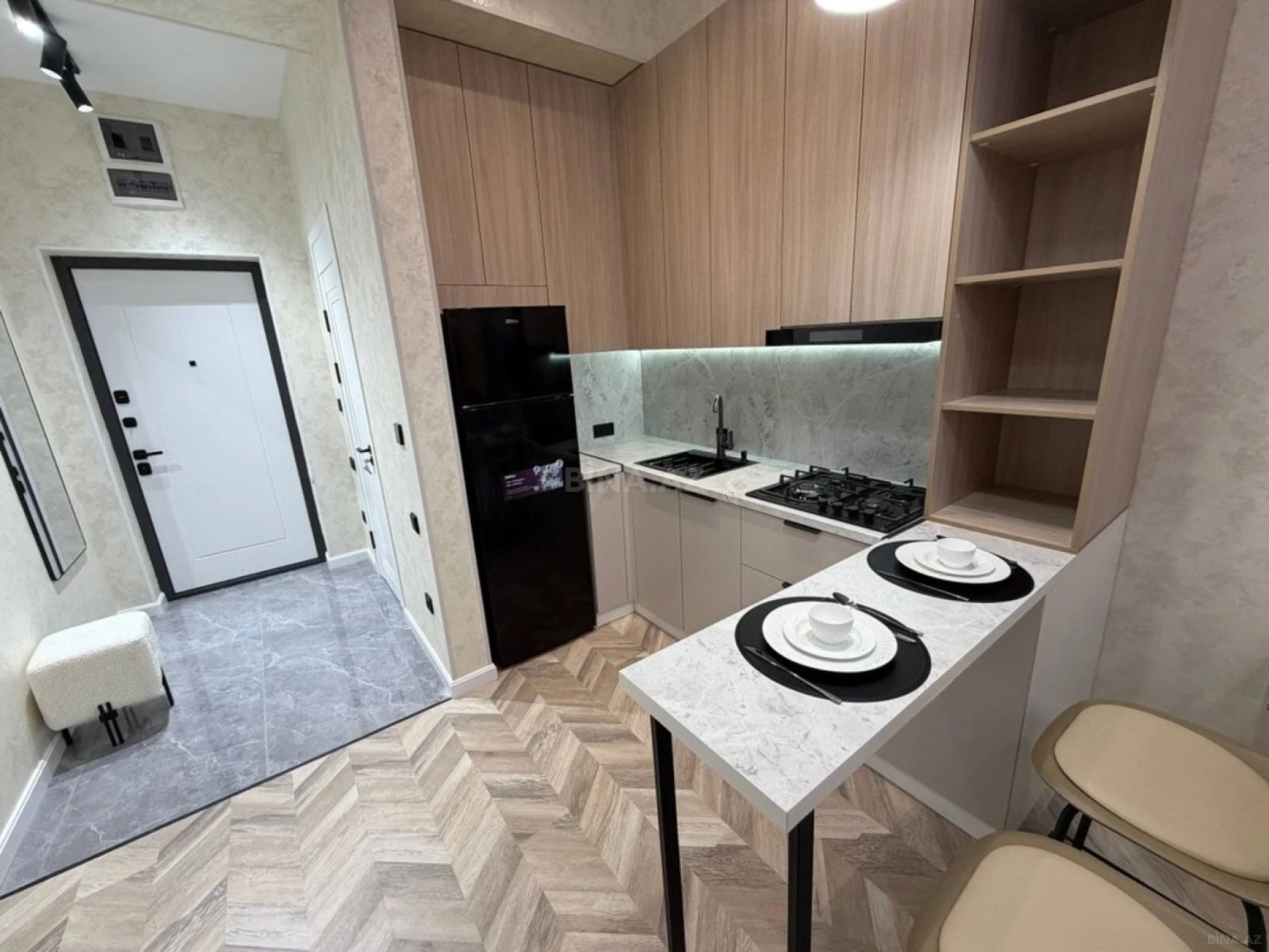 Kirayə verilir 2 otaqlı mənzil 60 m²