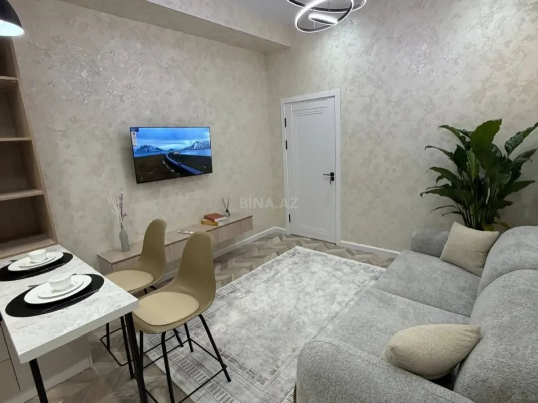 Kirayə verilir 2 otaqlı mənzil 60 m²