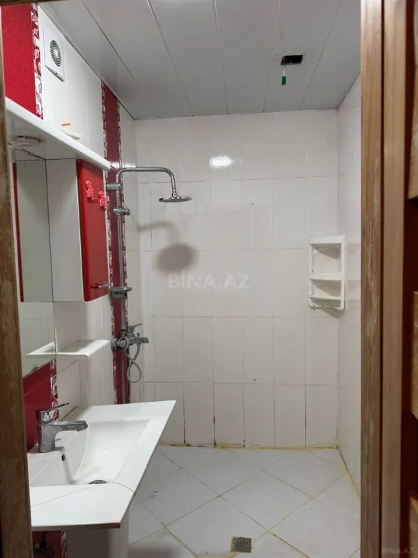 Kirayə verilir 2 otaqlı mənzil 85 m²