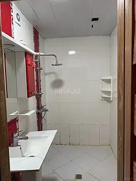 Kirayə verilir 2 otaqlı mənzil 85 m²