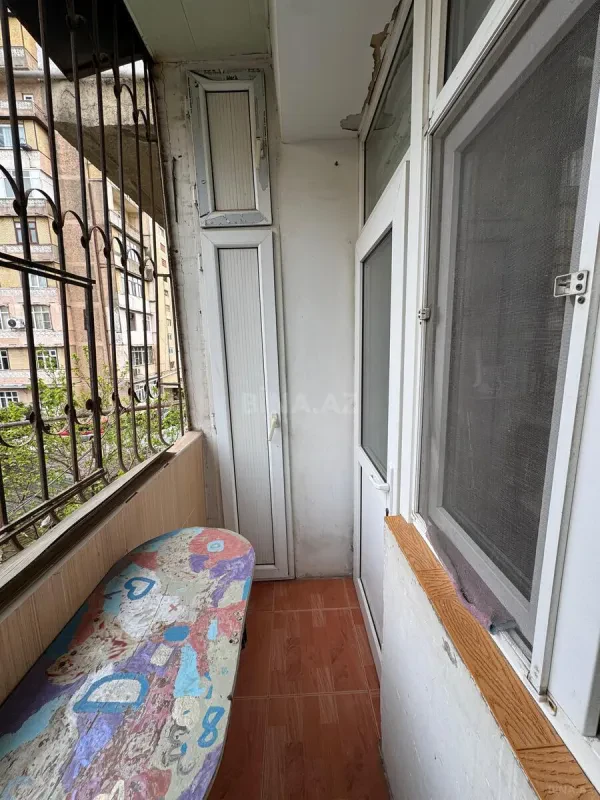 Satılır 2 otaqlı mənzil 65 m²