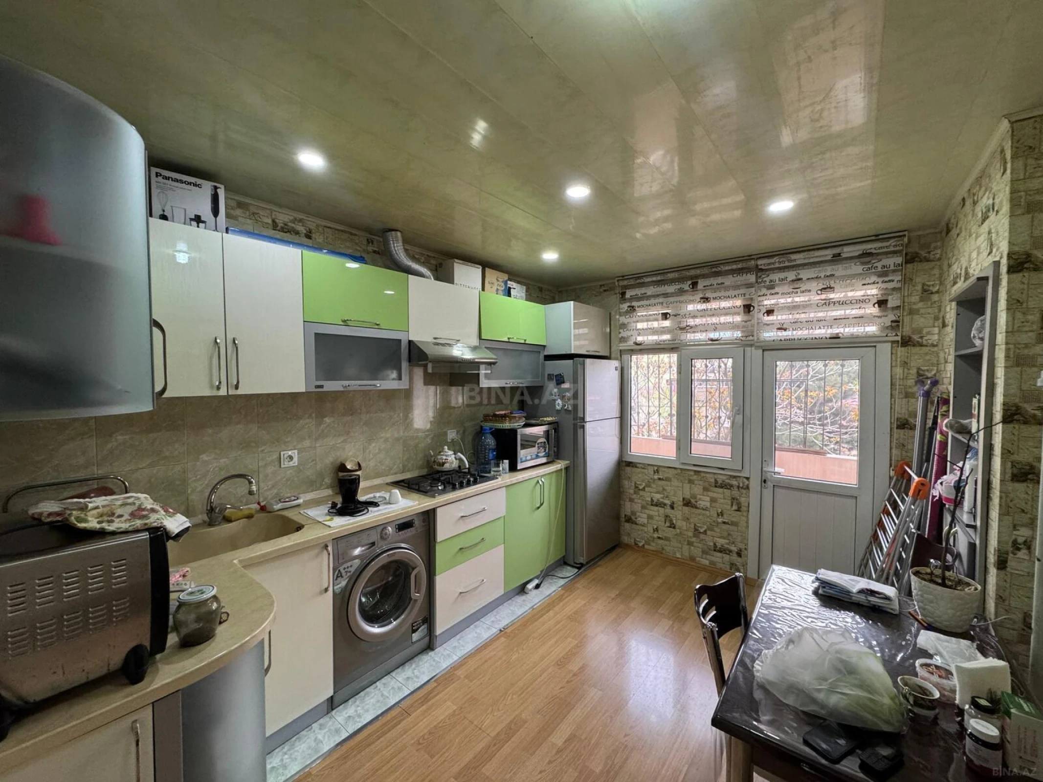 Satılır 2 otaqlı mənzil 65 m²