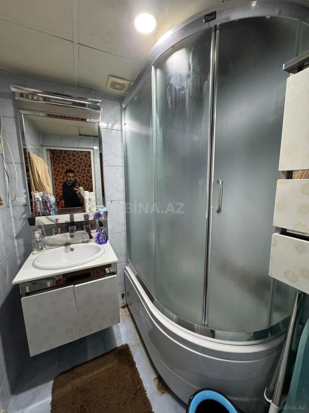 Satılır 2 otaqlı mənzil 65 m²