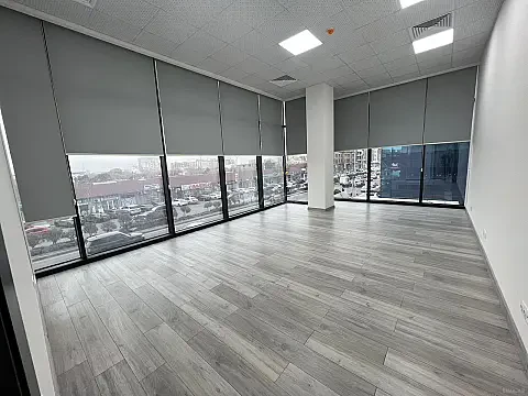 Kirayə verilir 4 otaqlı ofis 175 m²