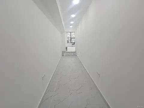 Kirayə verilir 1 otaqlı ofis 65 m²