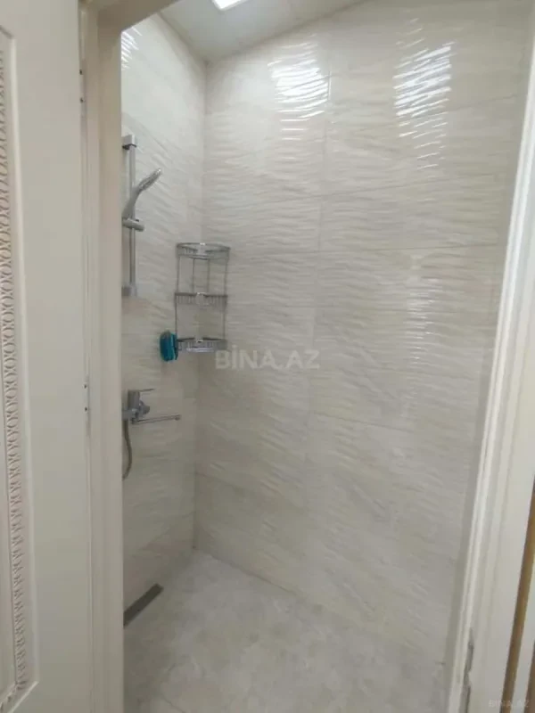 Kirayə verilir 2 otaqlı mənzil 74 m²