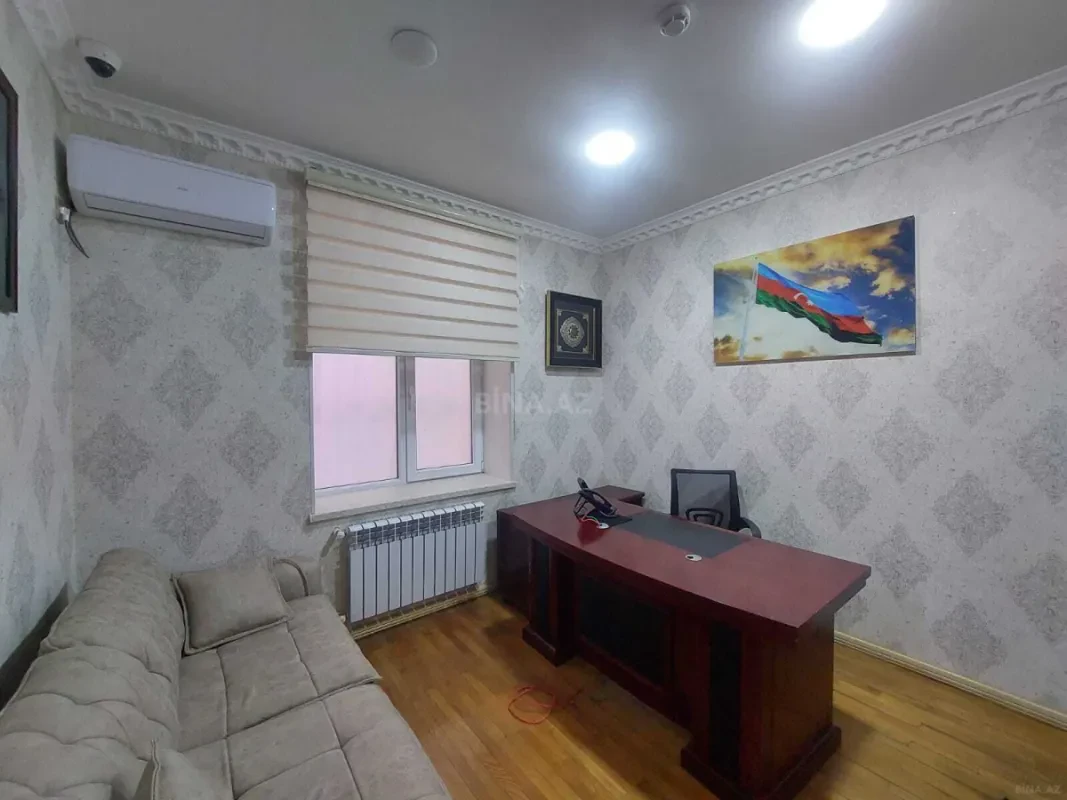 Kirayə verilir 11 otaqlı ofis 300 m²