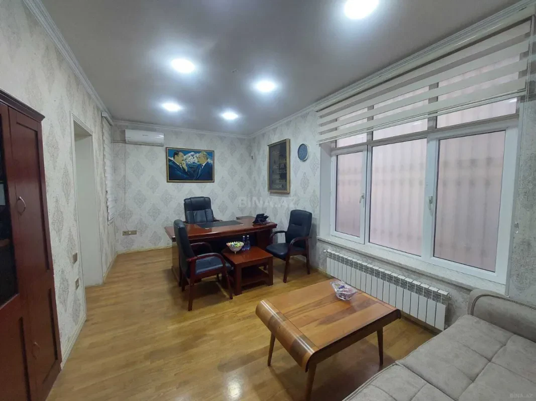 Kirayə verilir 11 otaqlı ofis 300 m²