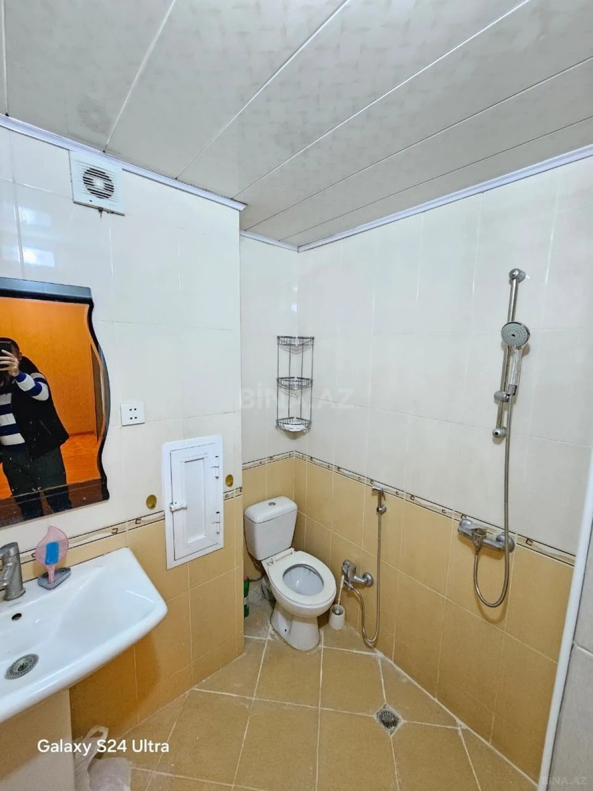 Kirayə verilir 2 otaqlı mənzil 70 m²
