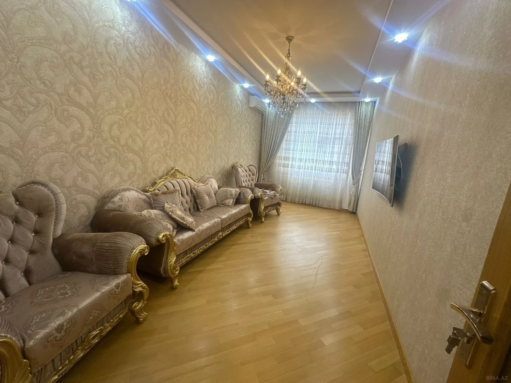 Kirayə verilir 2 otaqlı mənzil 54 m²
