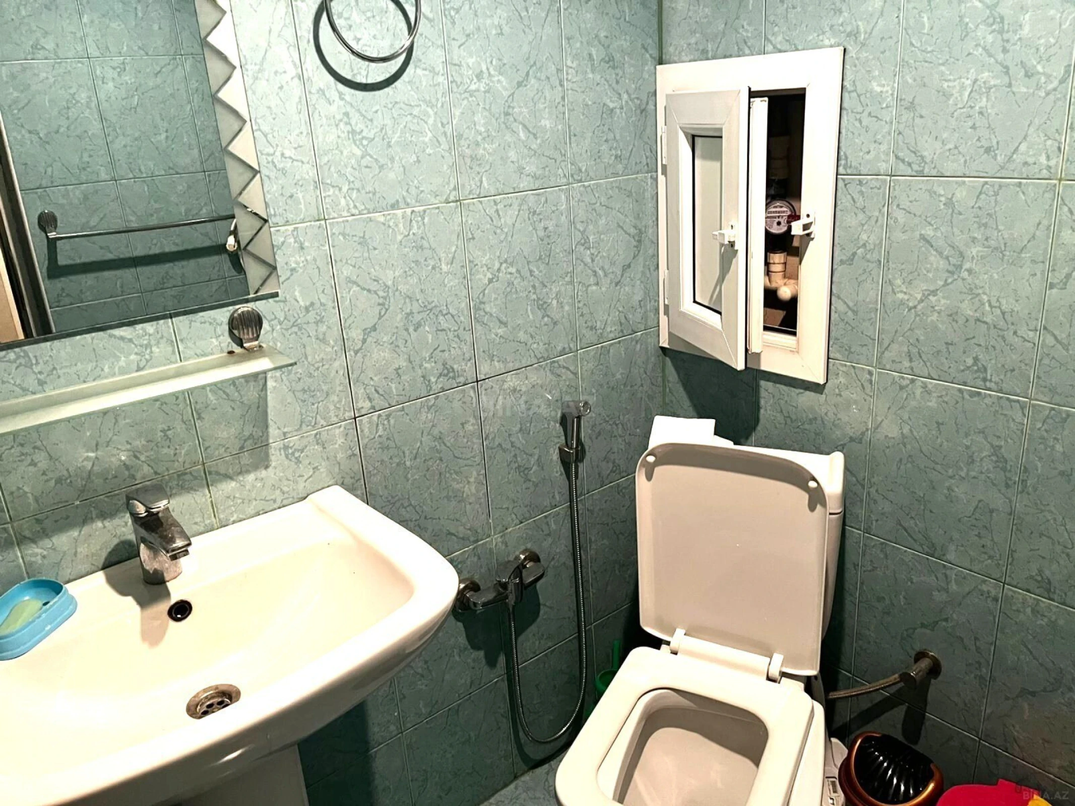 Kirayə verilir 2 otaqlı mənzil 50 m²