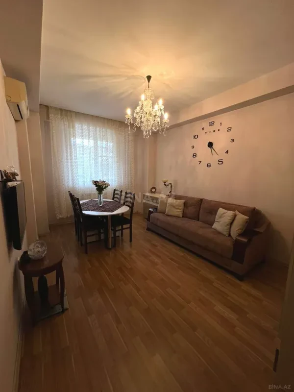 Satılır 2 otaqlı mənzil 55 m²