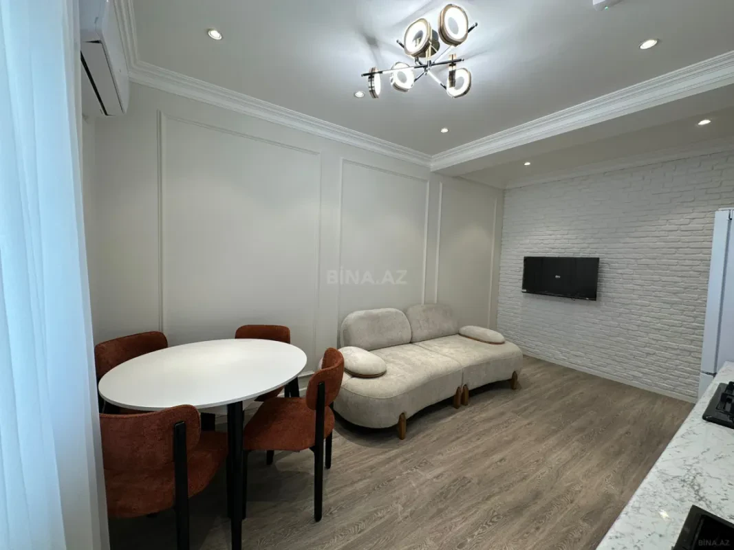 Kirayə verilir 2 otaqlı mənzil 60 m²